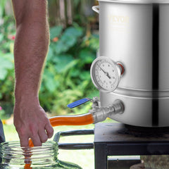 VEVOR Stainless Steel Kettle, 5 GALLON Brewing Pot, Tri Ply Bottom for Beer, Brew Kettle Pot, Home Brewing Supplies