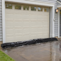 VEVOR Flood Barrier, 10 Pack, 5 x 0.7 ft Flood Bags with Bucket, Water Absorbent Barrier Activated by Water, Sandless