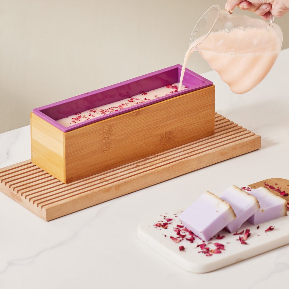 VEVOR Soap Making Kit, Bamboo Cutting Box and Inner Box with Silicone Mold, Stainless Steel Straight Cutter and Wavy