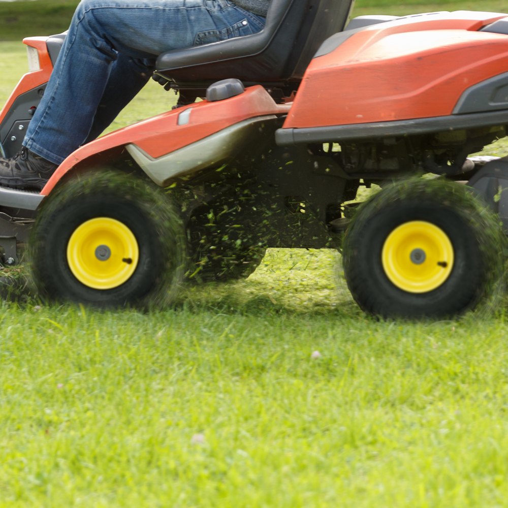 VEVOR Lawn Mower Tires with Rim, 15x6-6" Tubeless Tractor Tires, 2-Pack Tire and Wheel Assembly, S-Turf Pneumatic
