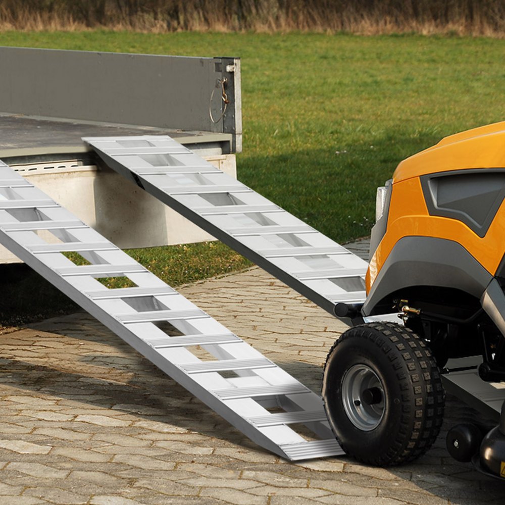 VEVOR Loading Ramps, 2 Pcs 72 x 15 in, Durable Aluminum and Heavy-Duty Trailer Ramp Set with Anti-Slip Plates, 6000 Lbs