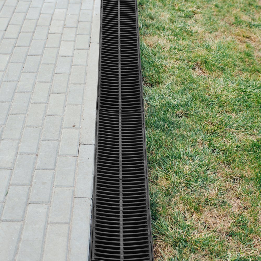 VEVOR Trench Drain System, Channel Drain with Plastic Grate, 5.7x3.1-Inch HDPE Drainage Trench, Black Plastic Garage