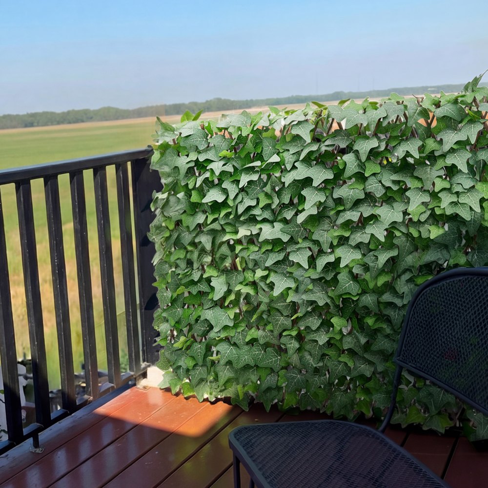 VEVOR Expandable Fence Privacy Screen, 25 x 126 in Expand Artificial Plant Wall, Realistic Artificial Ivy Panel with 50