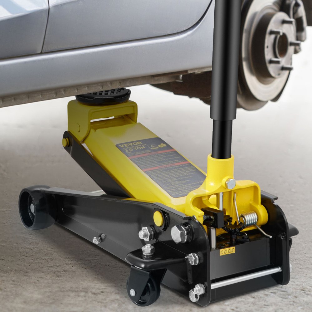 VEVOR Floor Jack, 3 Ton Low Profile Floor Jack, Heavy-duty Steel Racing Floor Jack with Single Piston Quick Lift Pump