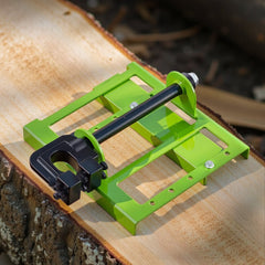 VEVOR Chainsaw Mill, Adjustable 2-6 in Width, Vertical Lumber Cutting Guide, Portable Timber Chainsaw Attachment, Heavy